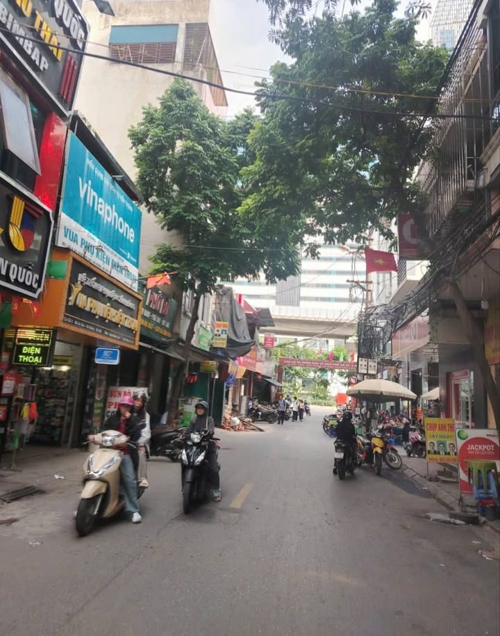 FrontHouse đường Ao Sen, Hà Đông 45m² giá 14 tỷ - Kinh doanh đỉnh cao!