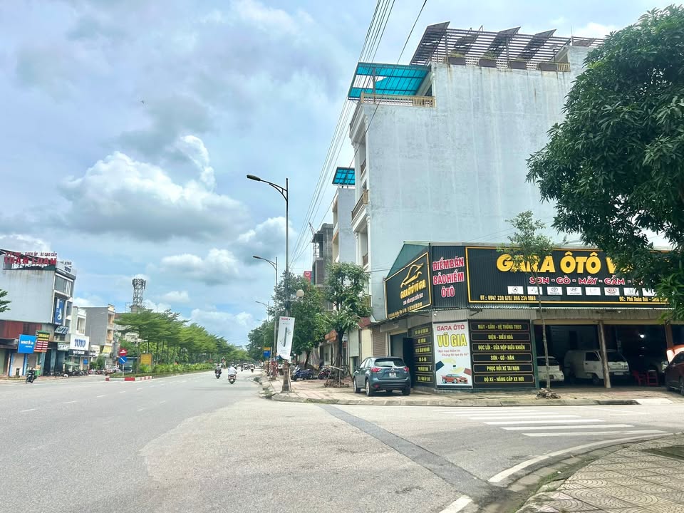 FrontHouse Đình Bảng, Từ Sơn 90m² giá 16 tỷ - Kinh doanh sầm uất ngay trung tâm!