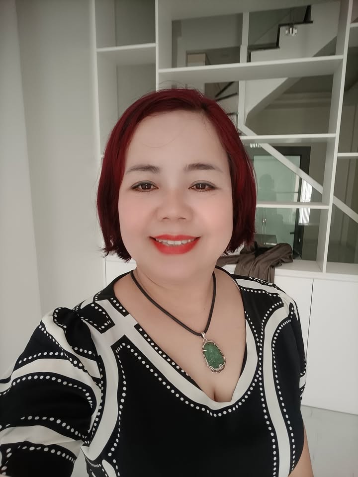 Nhà 5 tầng Lĩnh Nam, Hoàng Mai 40m² giá 7 tỷ - Ô tô đỗ cửa, tiện ích đầy đủ!