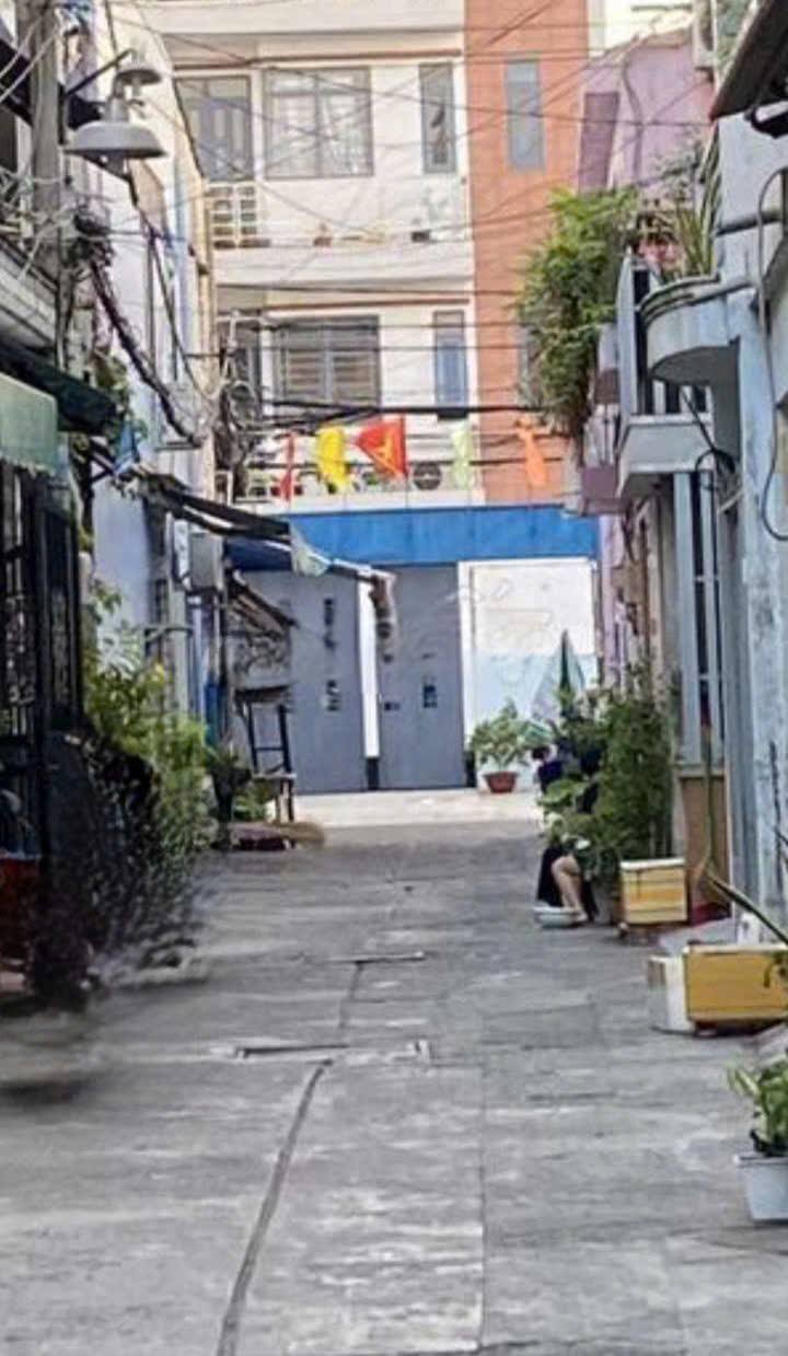 Bán nhà hẻm Phan Thị Hành, Tân Phú 56.56m² - Tiện ích đầy đủ, giá tốt!