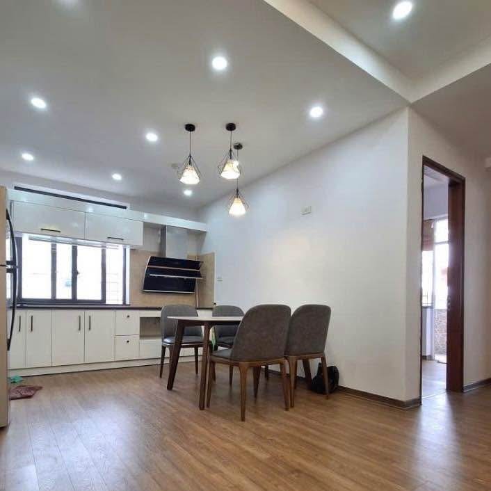 Căn hộ 76m² tại Cầu Giấy giá 6.3 tỷ - Cơ hội hiếm có không thể bỏ lỡ!
