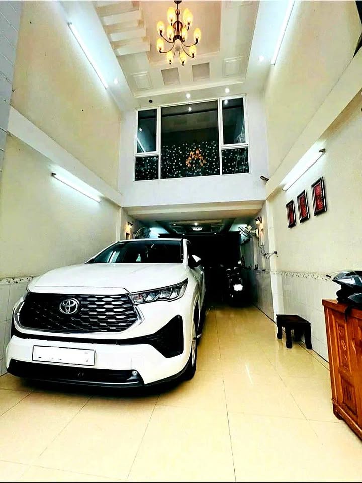 Nhà mặt tiền kinh doanh đa ngành Bình Tân 92m² giá 9 tỷ - Đầu tư sinh lời hấp dẫn!