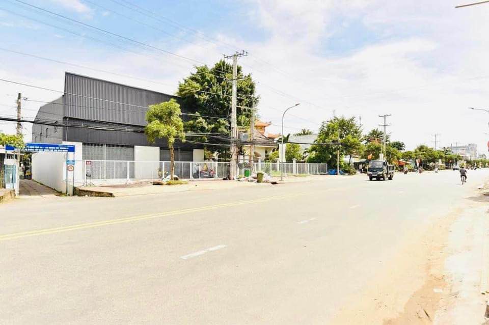 Bán kho đường Hà Hoàng Hổ P. Mỹ Hòa 424m² giá 12.72 tỷ - Cơ hội đầu tư hấp dẫn!