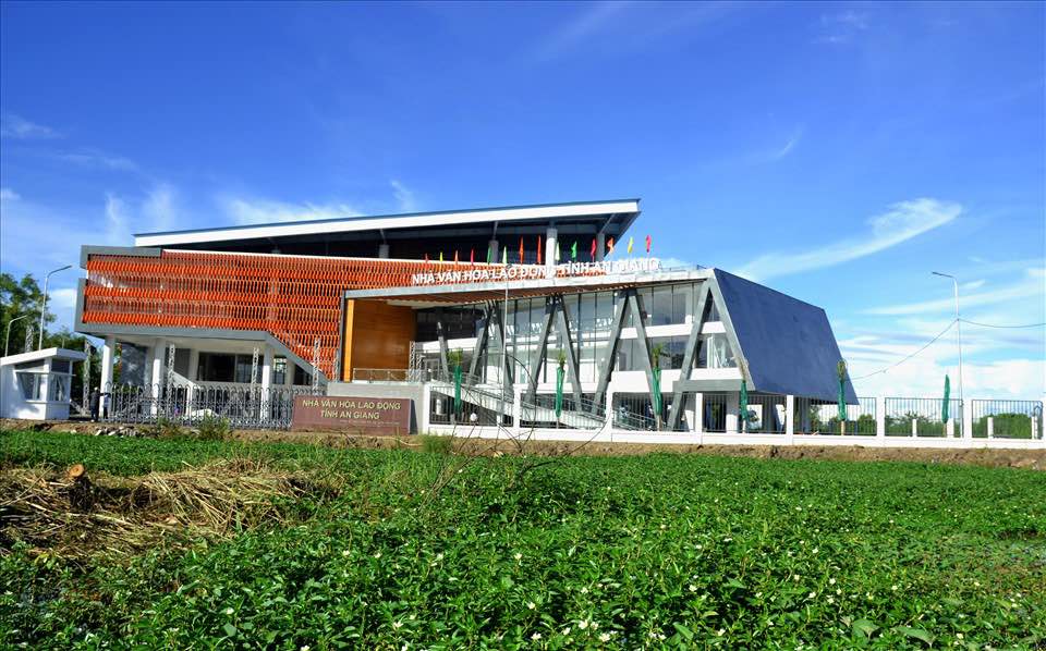 Đất nền đường Nguyễn Lương Bằng, phường Mỹ Phước, 90m² - Giá chỉ 2.15 tỷ!