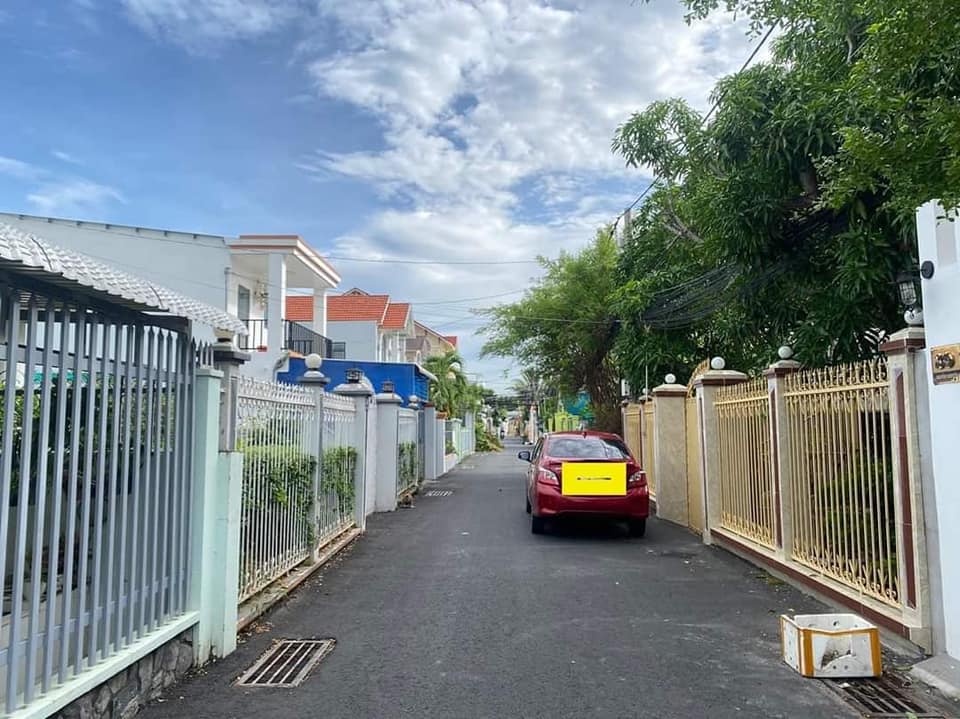 Nhà cấp 4 tại Bình Khánh 120m² giá 2.8 tỷ - An ninh, yên tĩnh, ô tô vào tận nơi!