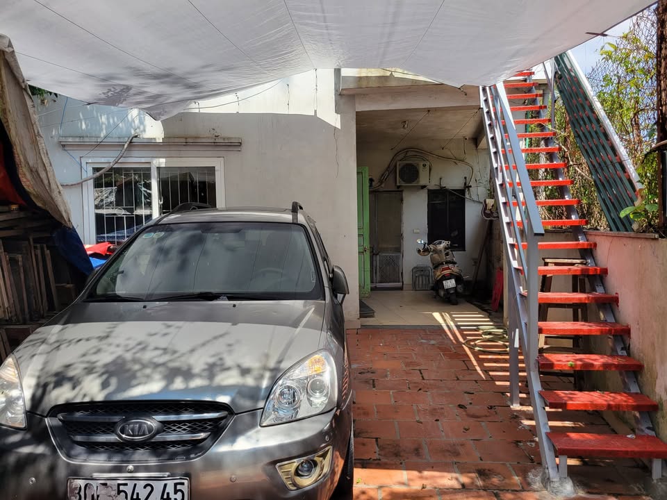 Nhà cho thuê Ngõ 2 Phan Bá Vành, Quận Bắc Từ Liêm, 118m² - Phù hợp làm văn phòng hoặc gia đình ở!