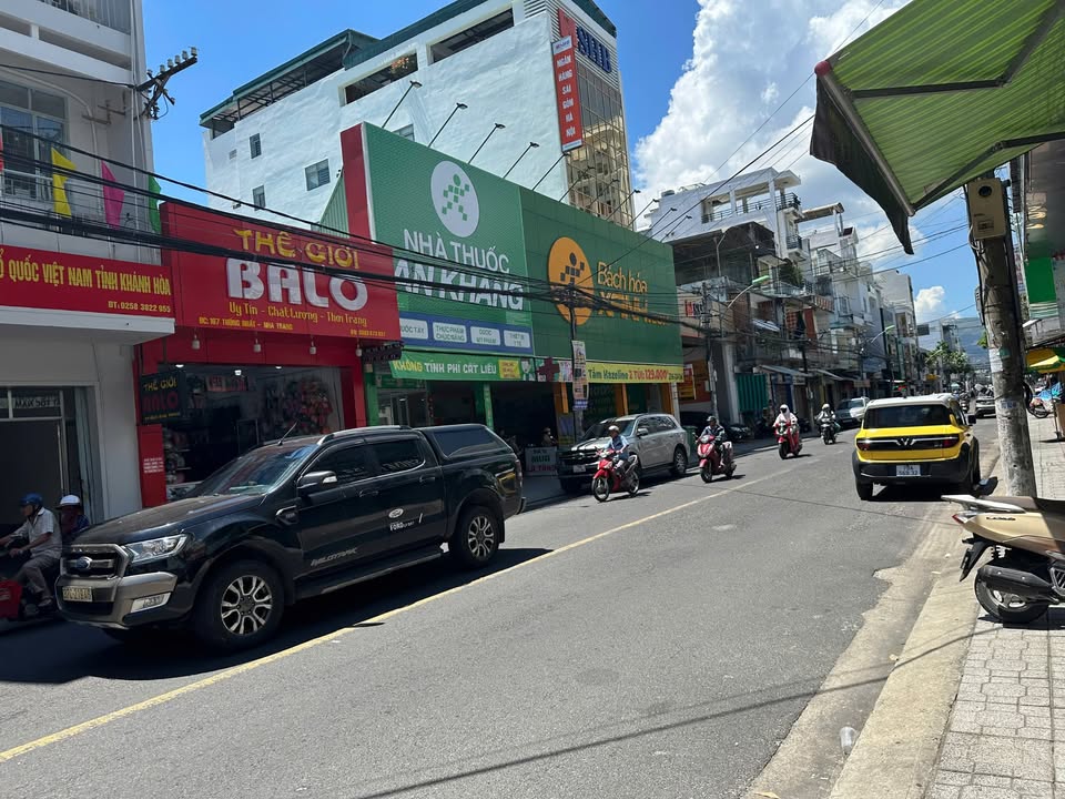 Bán nhà mặt tiền đường Thống Nhất Nha Trang 99,6m² giá 20 tỷ - Kinh doanh đắc địa!