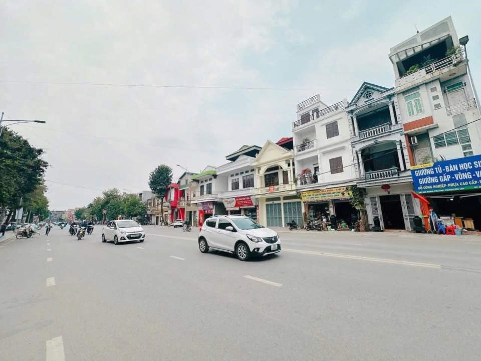 Nhà mặt đường Trần Phú, Việt Trì 76,5m² giá 7,1 tỷ - Kinh doanh thuận lợi!