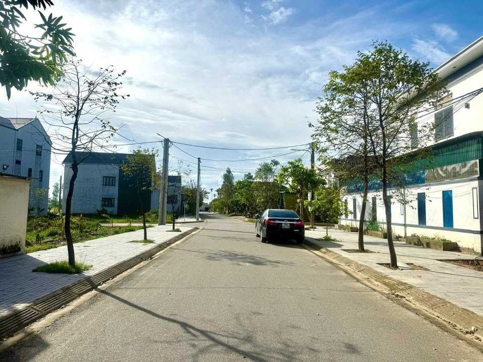 Đất hai mặt tiền TDP Đoài Thịnh, Trần Phú 299m² giá chỉ 7 tỷ - Cơ hội đầu tư hấp dẫn!