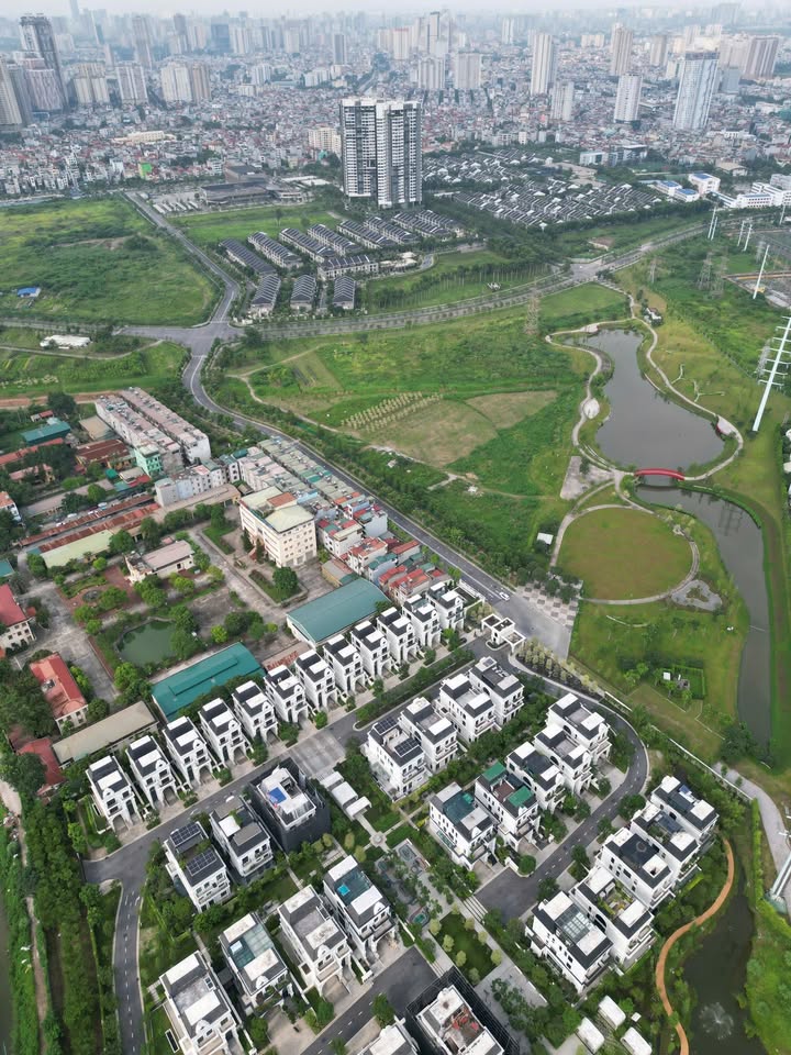 Townhouse 3 tầng tại The Mansions Park City Hà Đông 154m² - Full nội thất, giá thỏa thuận!