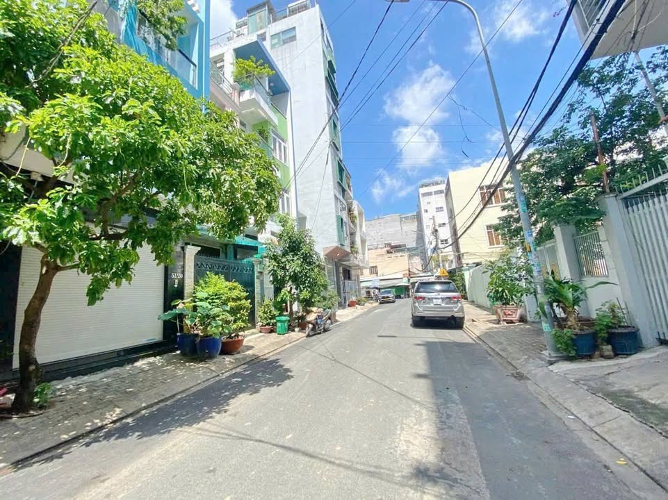 Nhà phố mặt tiền Lý Phục Man, quận 7, 61m² giá 8.8 tỷ - Kinh doanh thuận lợi!