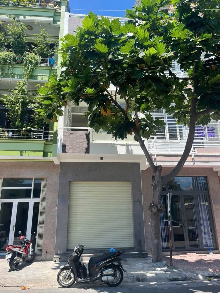 Nhà cho thuê mặt tiền đường Âu Cơ, Nha Trang 64m² giá 25 triệu - Thích hợp mở văn phòng, spa!