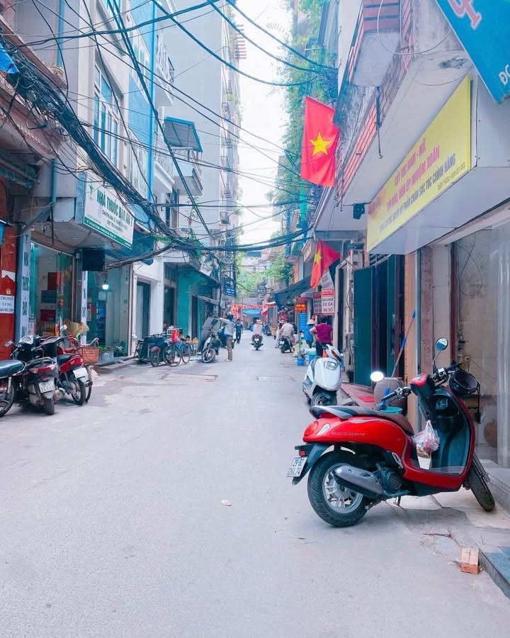 Chung cư mini Khâm Thiên 120m² giá 10 tỷ - Đầu tư sinh lời tại Đống Đa!