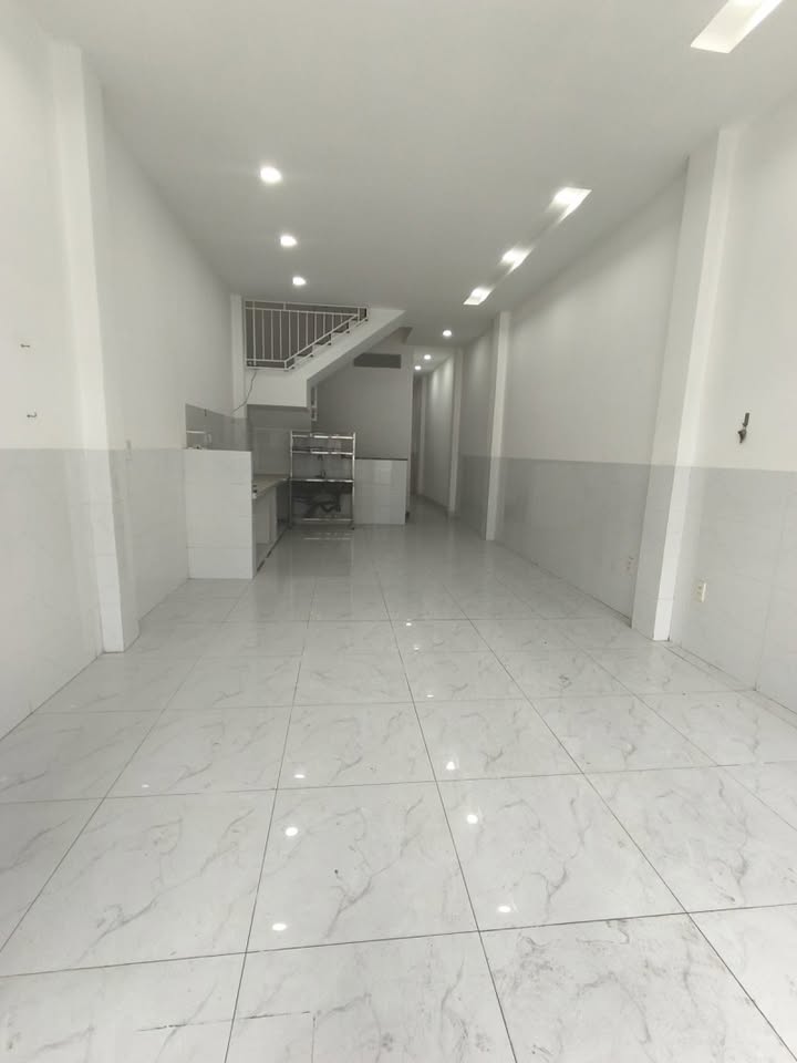 Nhà 2 tầng mặt tiền TMT 09, Trung Mỹ Tây, Quận 12, 72m² giá 3.1 tỷ - Cơ hội vàng cho nhà đầu tư!