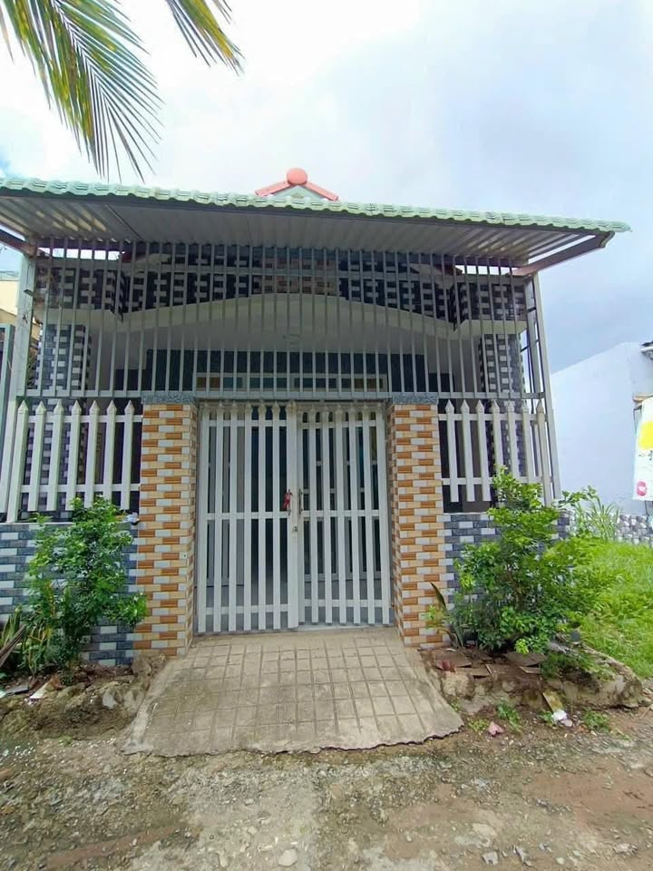 Nhà cho thuê tại Trung An, Mỹ Tho 85m² giá 3 triệu - Khu dân cư sầm uất!
