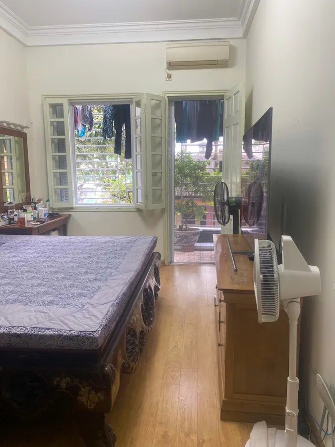 Nhà phố Trần Phú, Ba Đình 64m² giá 27.8 tỷ - Kinh doanh sầm uất, ô tô tránh