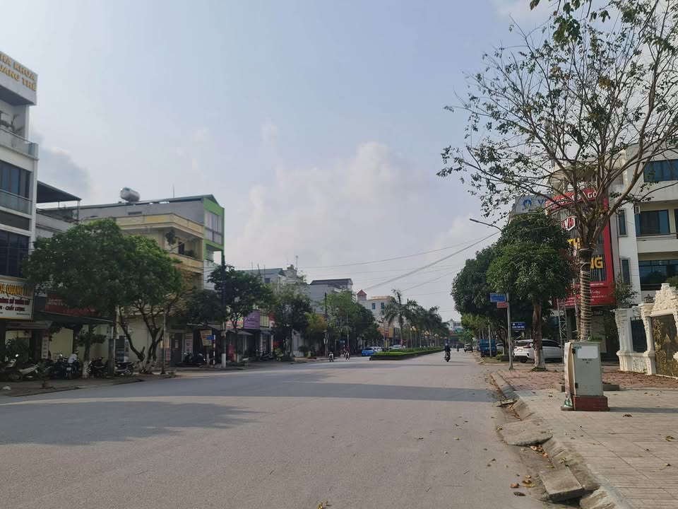 Đất nền phố Nguyễn Phúc Lai, Phủ Lý 74m² giá 2 tỷ - Sổ đỏ chính chủ!