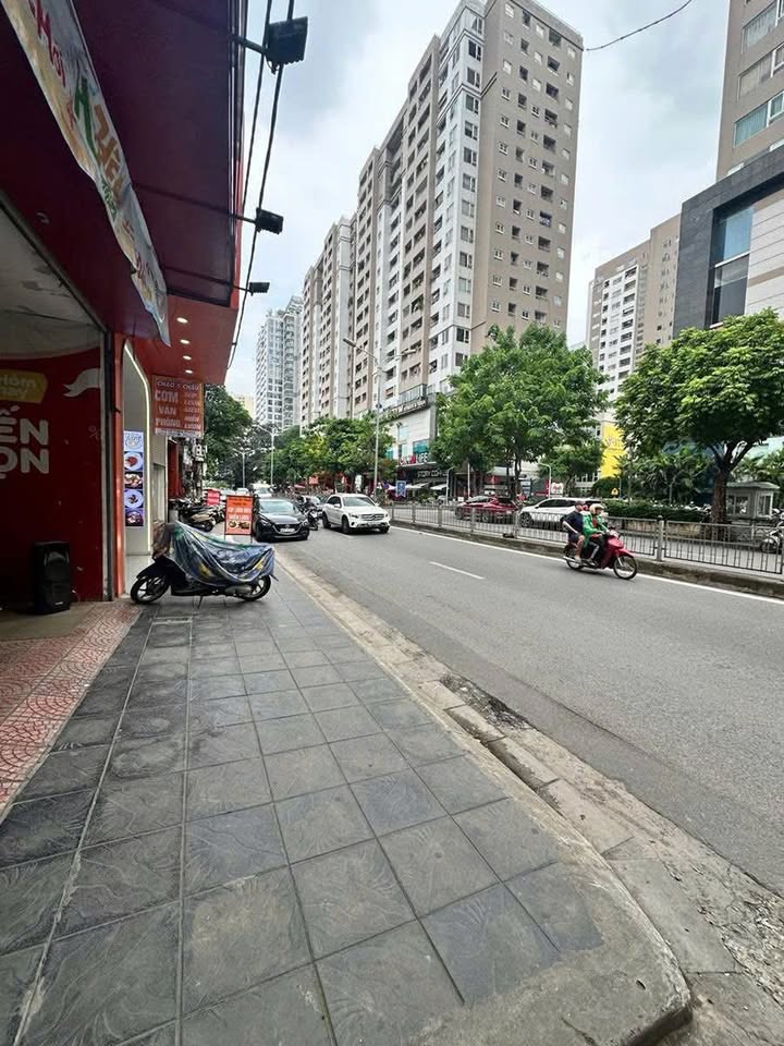 Mặt phố Vũ Trọng Phụng 60m² giá 38.8 tỷ - Cơ hội đầu tư không thể bỏ qua!