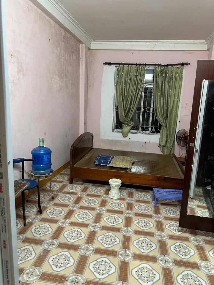 Phòng cho thuê tại Lĩnh Nam 25m² giá 2.5 triệu - Không gian thoáng mát, sạch sẽ!