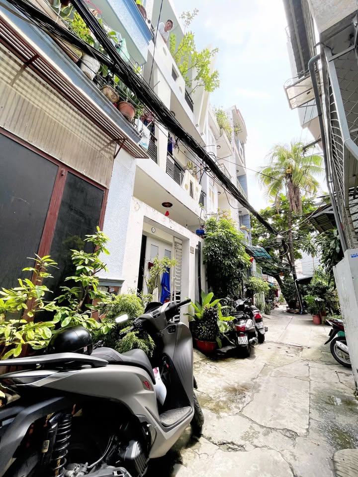 Nhà 4 tầng Phan Đình Phùng, 50m² giá 7.8 tỷ - Chính chủ, hoàn công đầy đủ!