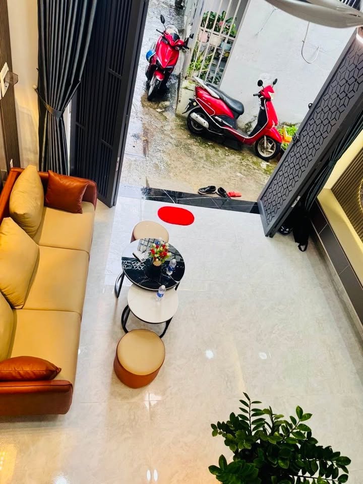 Nhà phố Huỳnh Văn Nghệ, Tân Bình 32m² giá 4.73 tỷ - Full nội thất, vào ở ngay!