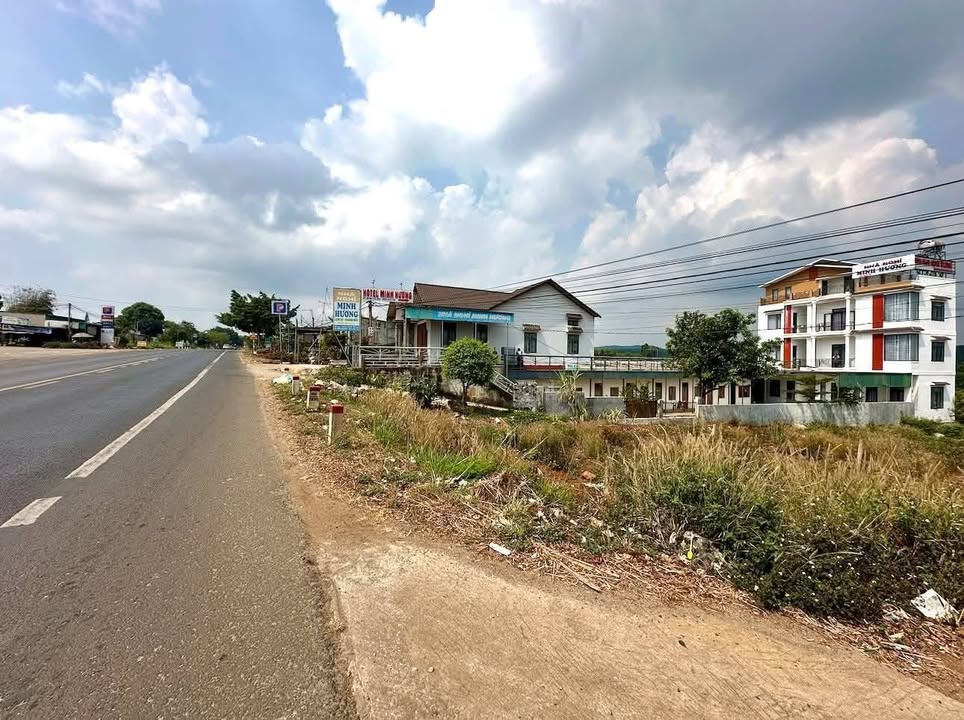 Đất đẹp Đắk Mil 350m² giá tốt - Mặt tiền Quốc lộ 14A, đầu tư sinh lời!