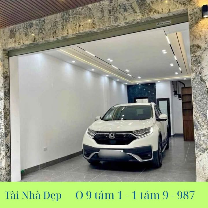Bán nhà Xuân Đỉnh 53m² giá 15 tỷ - Nhà dân xây chắc chắn, ô tô vào thoải mái!