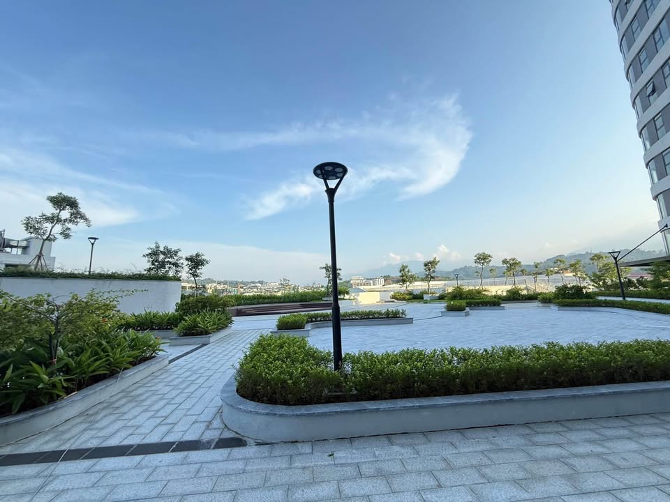 Căn hộ duplex The Manor Tower Lào Cai 25m² giá 7 tỷ - Sân vườn riêng và công viên trên cao!