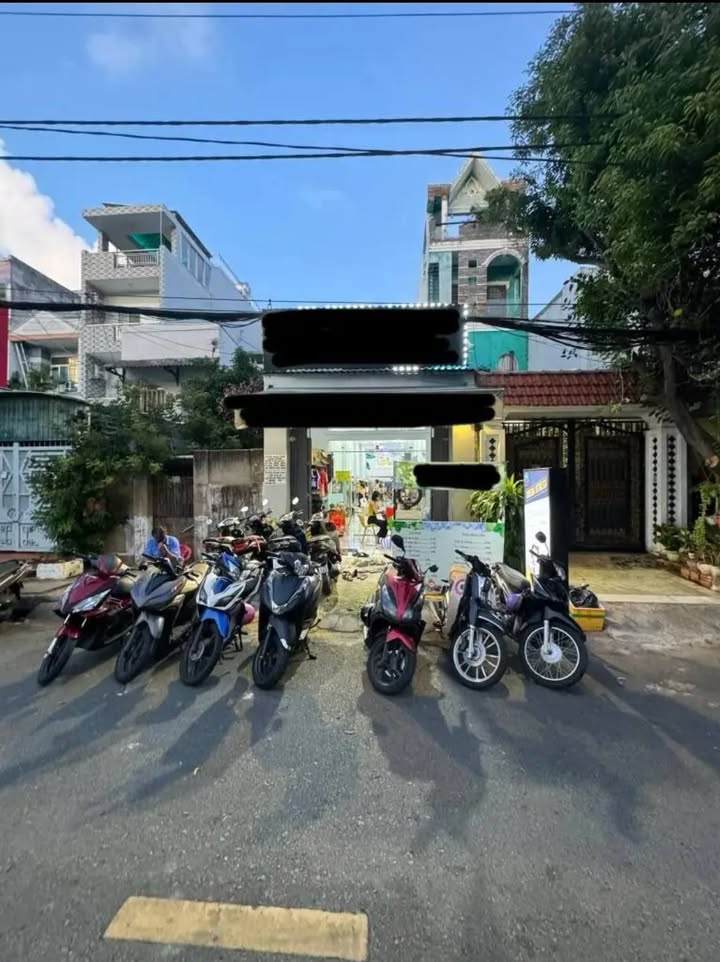 Mặt bằng cho thuê phòng tập thể dục tại Bình Phú, Q6 - Đầy đủ trang thiết bị, sẵn sàng kinh doanh!