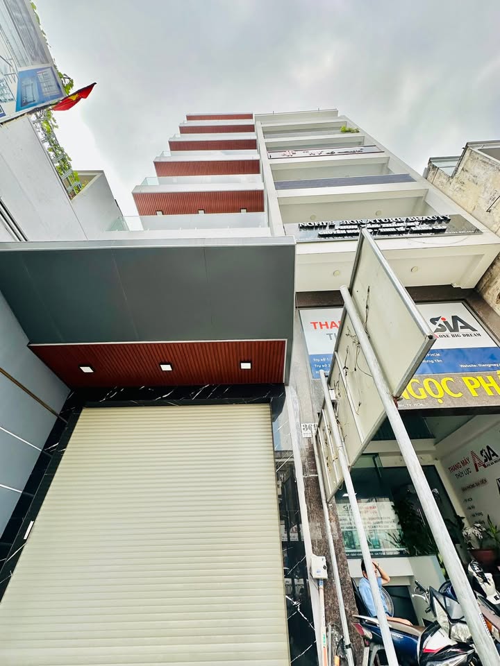 Cho thuê tòa nhà 7 tầng đường Bạch Đằng, Bình Thạnh - Thiết kế hiện đại, tiện nghi hoàn hảo