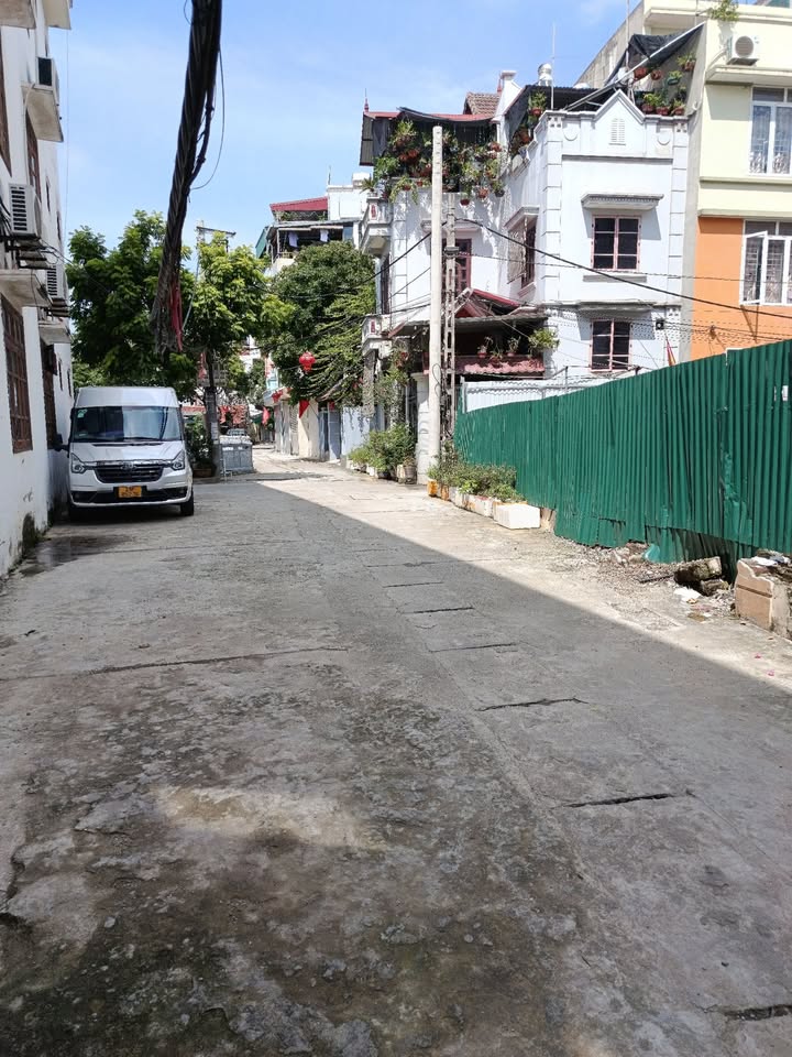 Nhà 4 tầng Đông Ngạc 60m² giá 1.2 tỷ - Mặt tiền rộng, kinh doanh thuận lợi!