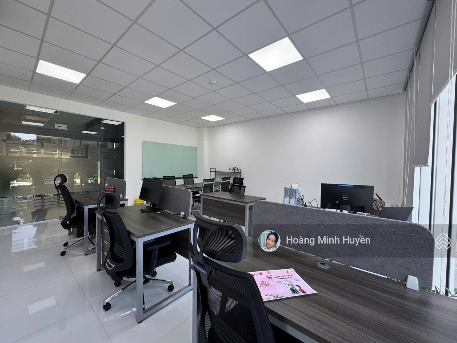 Giỏ hàng văn phòng trọn gói tại Sala Q2 - Từ 12 triệu/tháng, đầy đủ tiện nghi!