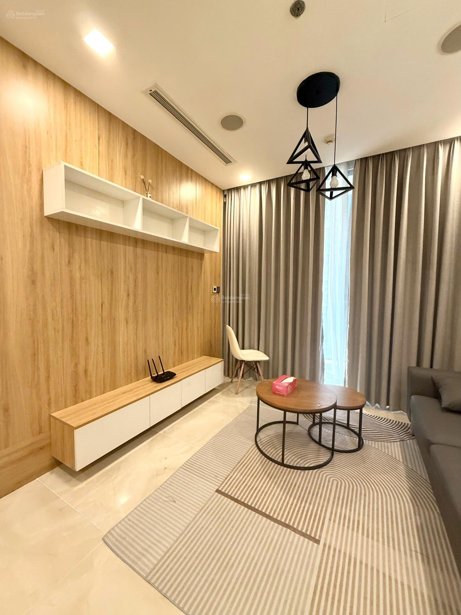 Căn hộ 50m² cho thuê tại Vinhomes Golden River Ba Son - Giá 21 triệu, đầy đủ nội thất