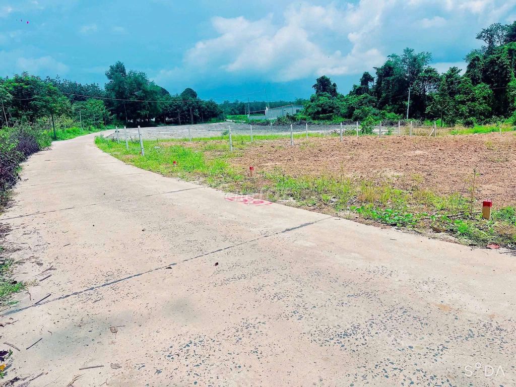 Đất nền Minh Thành 200m² giá 220 triệu - Sổ đỏ chính chủ, pháp lý rõ ràng!