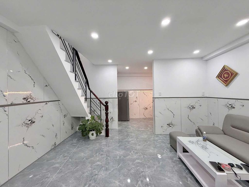 Nhà riêng 36m² tại Trần Thánh Tông, Quận Tân Bình - Giá chỉ 3.3 tỷ, dọn vào ở ngay!
