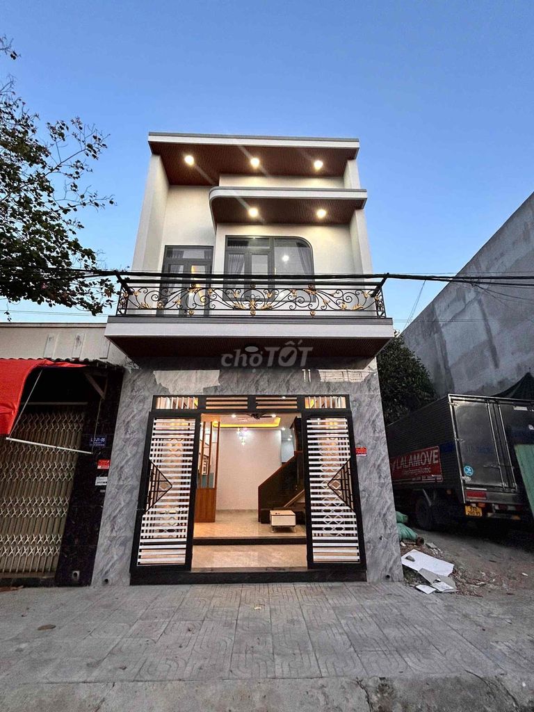 Nhà đẹp 1T/1L, cuối đường Nguyễn Văn Bứa Hóc Môn - Bán gấp chỉ 785 triệu!