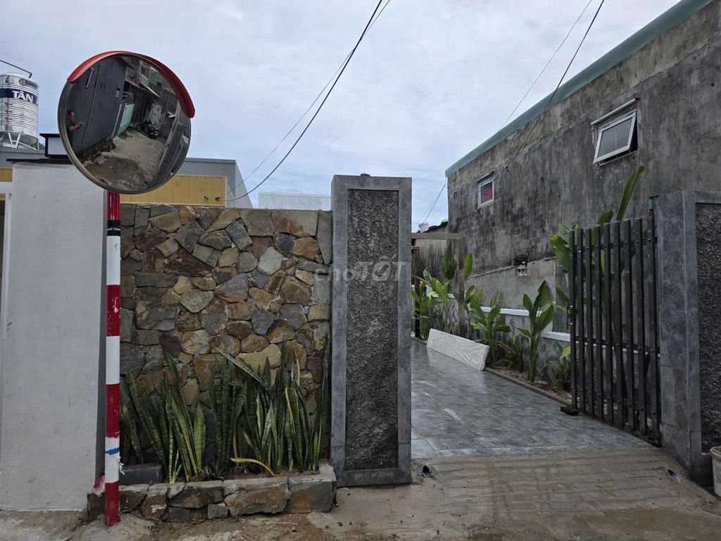 Bán gấp nhà có gác lửng + Sân vườn 115m² đất, kiệt Trần Đình Tri, Đà Nẵng - Không gian yên bình giữa lòng phố biển!