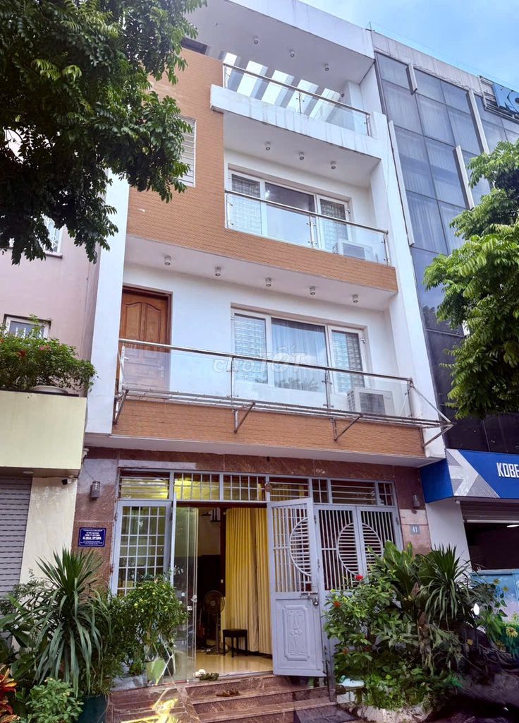 Cho thuê văn phòng tại Lâm Hạ, Long Biên 300m² - Mặt đường lớn, thuận tiện kinh doanh!