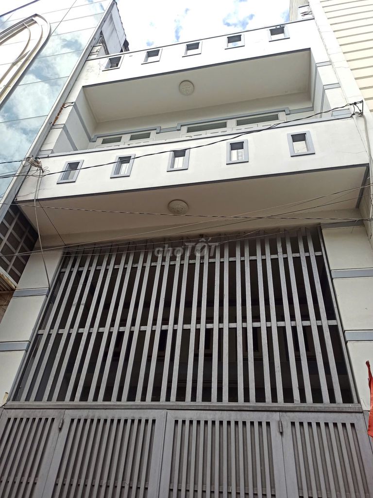 Nhà cho thuê nguyên căn 1018/41A Hương Lộ 2, 90m² giá 11 triệu - Chính chủ, tiện nghi đầy đủ!