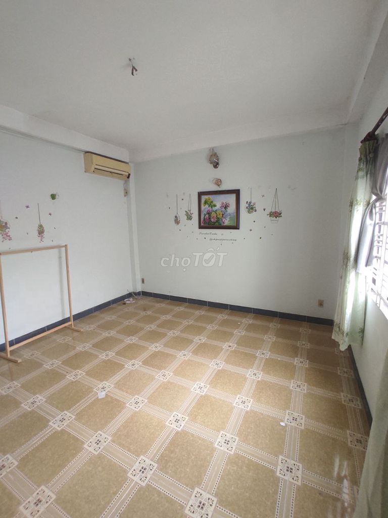 Phòng cho thuê lầu đúc 54/40 Đào Duy Anh, Phú Nhuận 14m² - Giờ giấc tự do, chỉ 2.2 triệu!