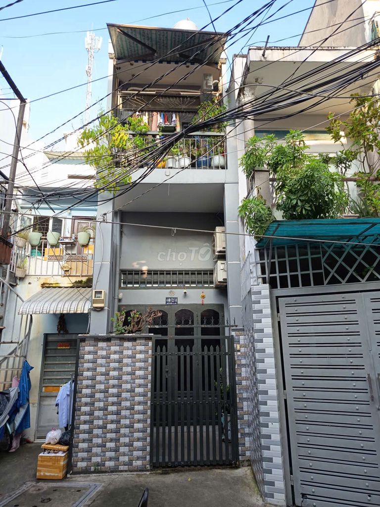 Nhà hẻm 35m² 2 tầng 1 lửng Nguyễn Kiệm, Phú Nhuận - Full nội thất, giá tốt!