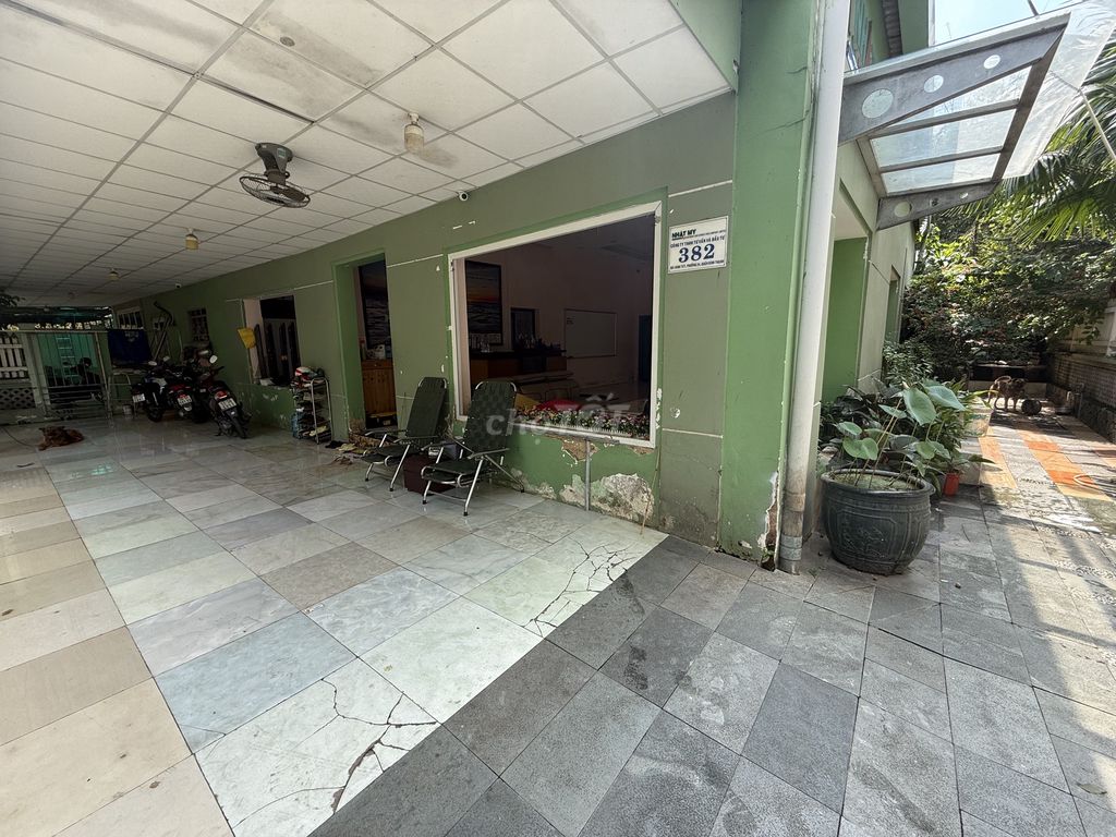 Nhà cho thuê nguyên căn 500m² tại Bình Thạnh - Phù hợp làm kho hoặc nhà ở tạm