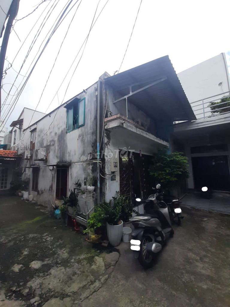 Bán gấp nhà hẻm C1 Phạm Hùng 40m² giá 2.85 tỷ - Khu vực yên tĩnh, an ninh