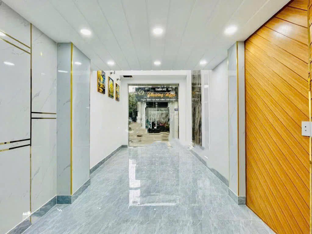 Nhà nguyên căn mặt tiền đường số 9, Gò Vấp 36m² - Giá chỉ 15 triệu/tháng!