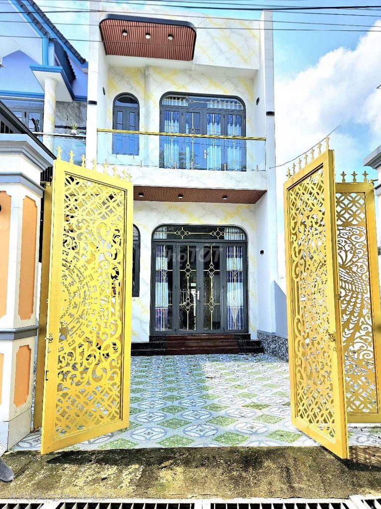 Nhà phố Trịnh Như Khuê, Bình Chánh 100m² giá 2.1 tỷ - Sổ hồng riêng chính chủ!