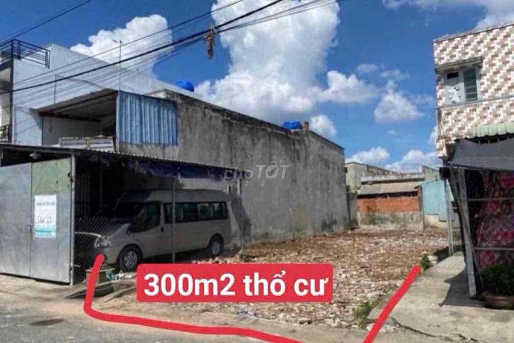 Đất thổ cư 300m² ngay KCN Dĩ An, giá chỉ 590 triệu - Cơ hội đầu tư tuyệt vời!
