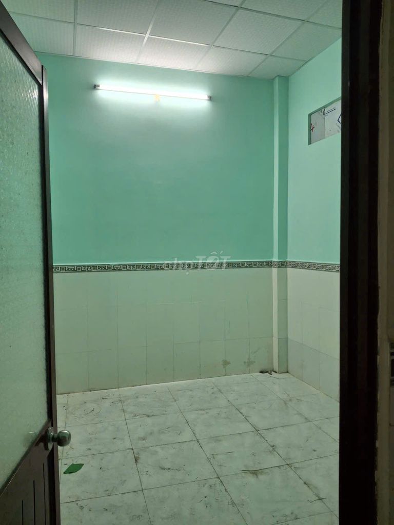 Nhà nguyên căn cho thuê gần chợ Bình Chánh 150m² - Không gian thoáng đãng, tiện nghi