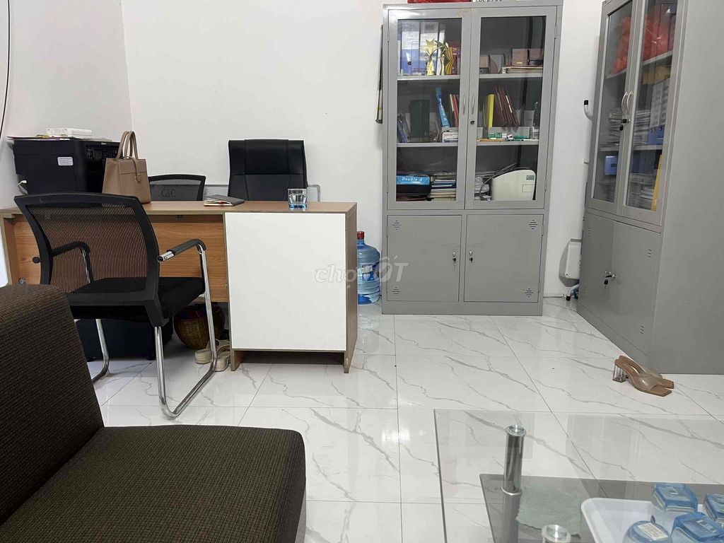 Cho thuê văn phòng kinh doanh tại Mạc Thị Bưởi, 40m² giá 5.19 triệu - Thích hợp cho live stream!