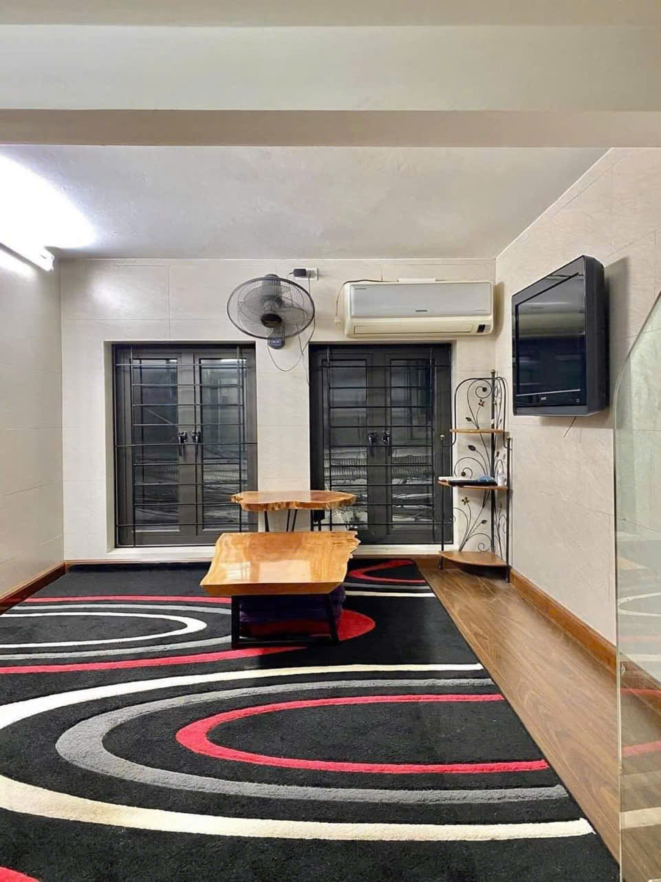 Nhà ngõ Lệnh Cư Đống Đa 4 tầng giá 4.9 tỷ - Kinh doanh thuận lợi!