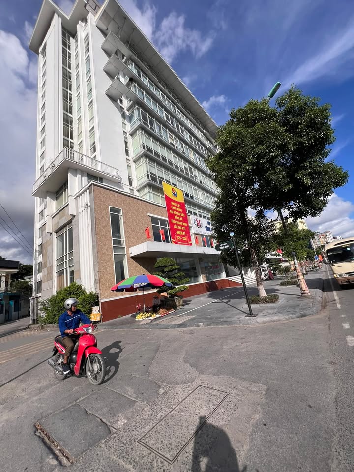 Phòng trọ Cẩm Tây 15m² giá 700.000 VND - Sạch sẽ, an ninh tốt!